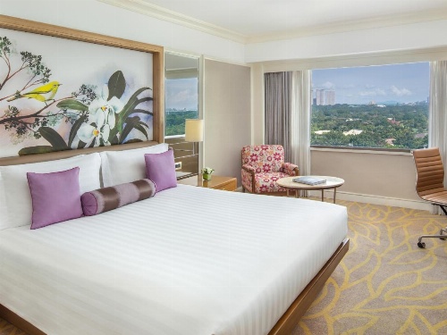 Dusit Thani Manila Hotel image 11