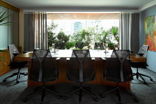 Dusit Thani Manila Hotel image 27